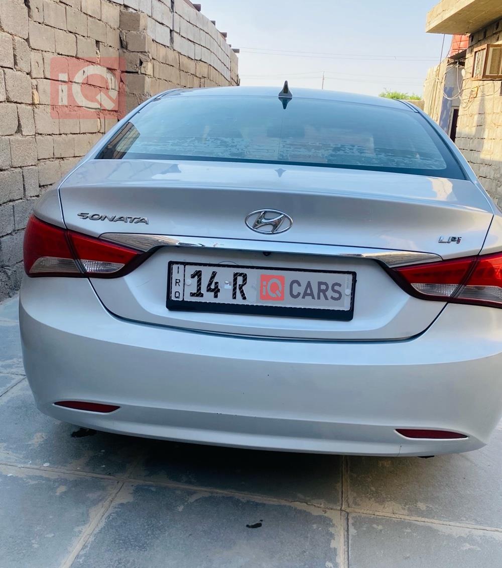 هیوندای سۆناتا